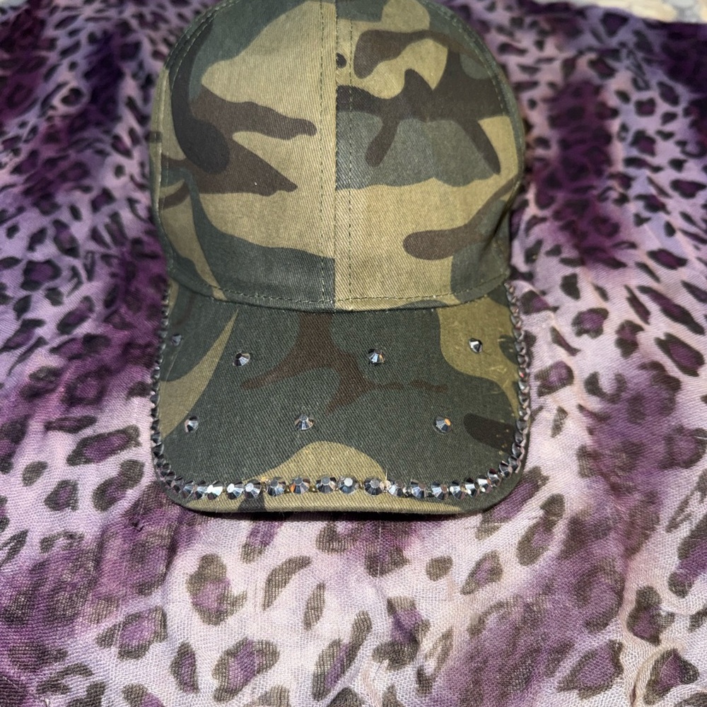 Women's Camouflage Rhinestone Cap